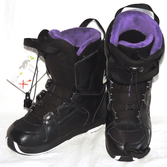 salomon snow boots womens